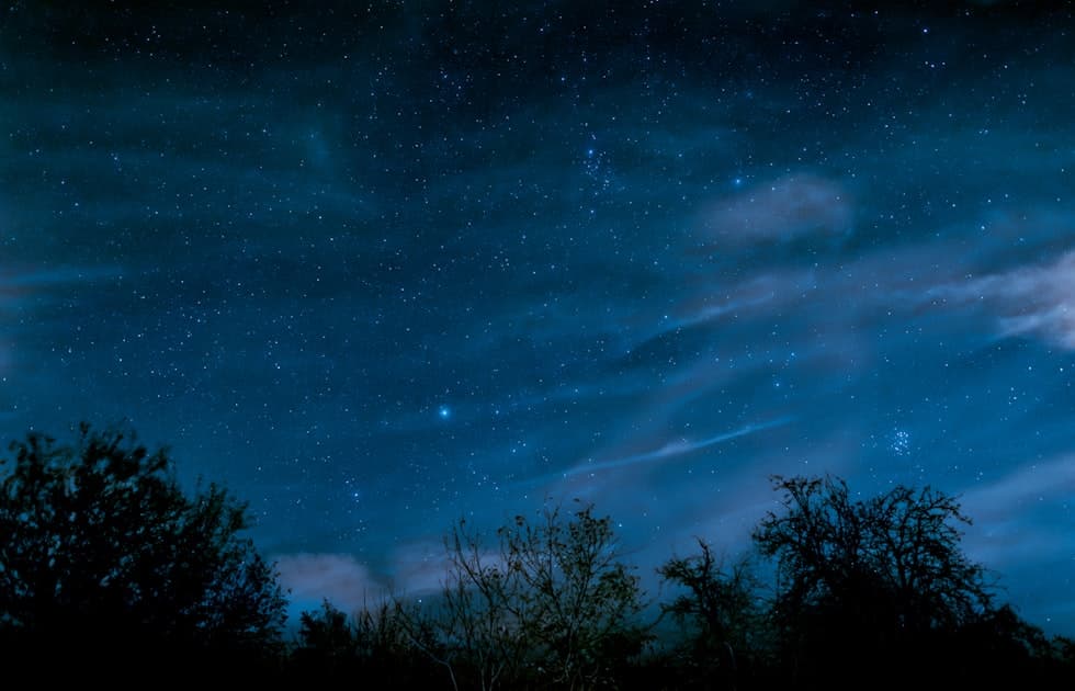 Chandra (Moon) enters Makara (Capricorn) — Cosmic Weather for 4 June 2026